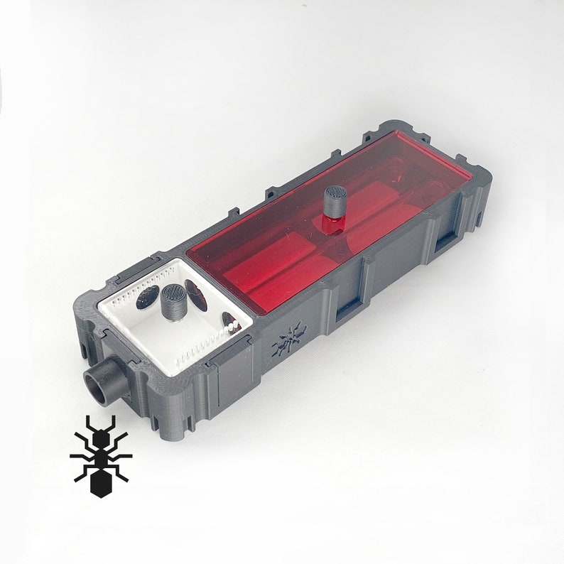 Ants Founding Nest With Small Outworld en red cover lid | formicaria ant supplies | Multiple color formicarium for hobby ant keepers