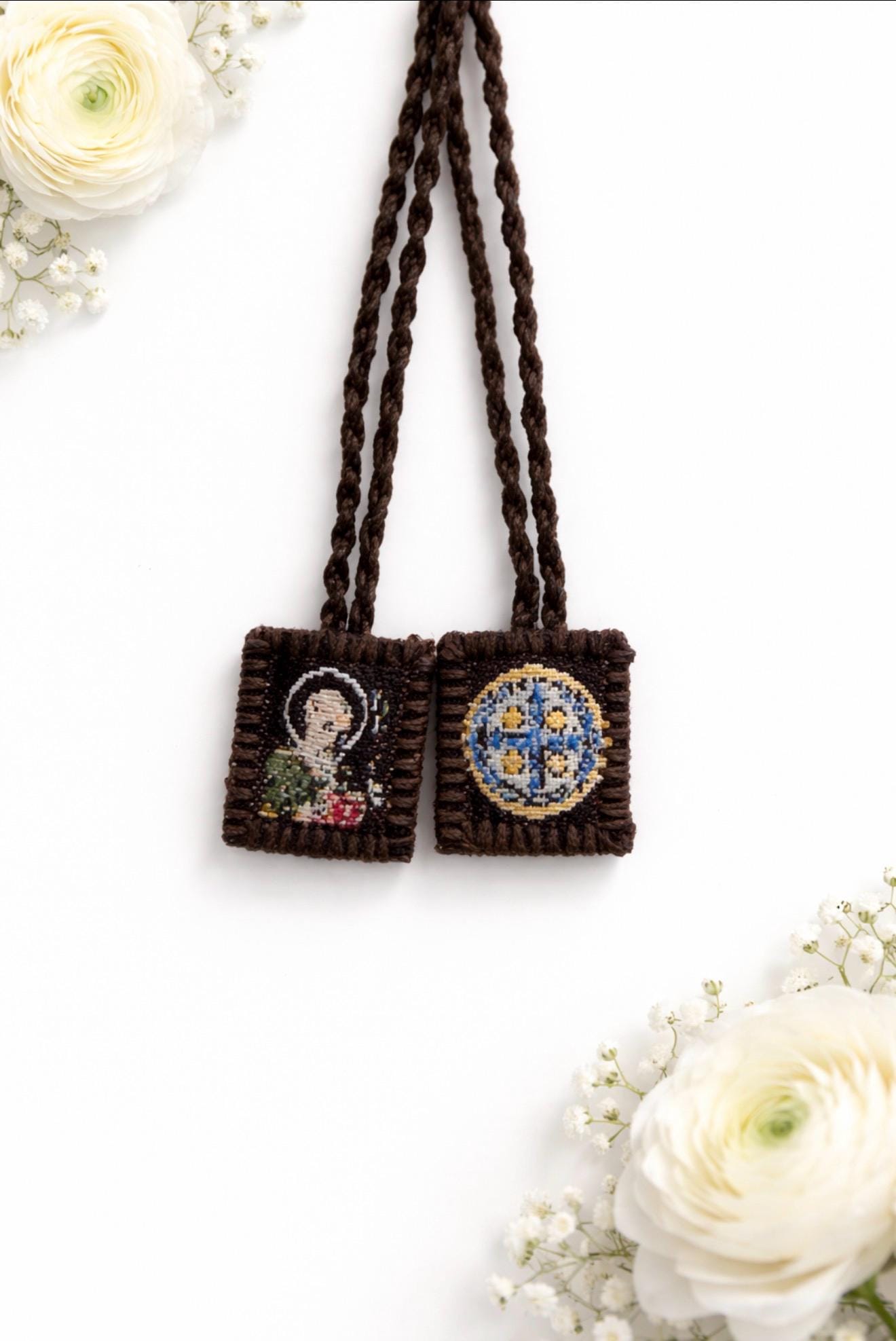 Escapulario necklace - Etsy 日本