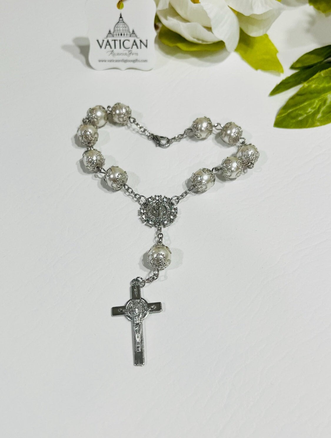 One Decade Car Rosary, St. Benedict Medal Interior Rear View Mirror Charm Auto Rosary, Catholic Rosary Hanging Pendant, Interior Men Women Car Accessories (green) P 352154163