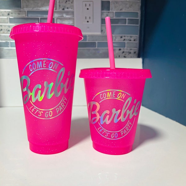 Kom op Let's Go Party Cups, Roze Glitter Cups, Verjaardagsfeestje cups, Party Favor Cups, Roze Aangepaste cups, Kinderfeestbekers, Poppenfeestbekers,