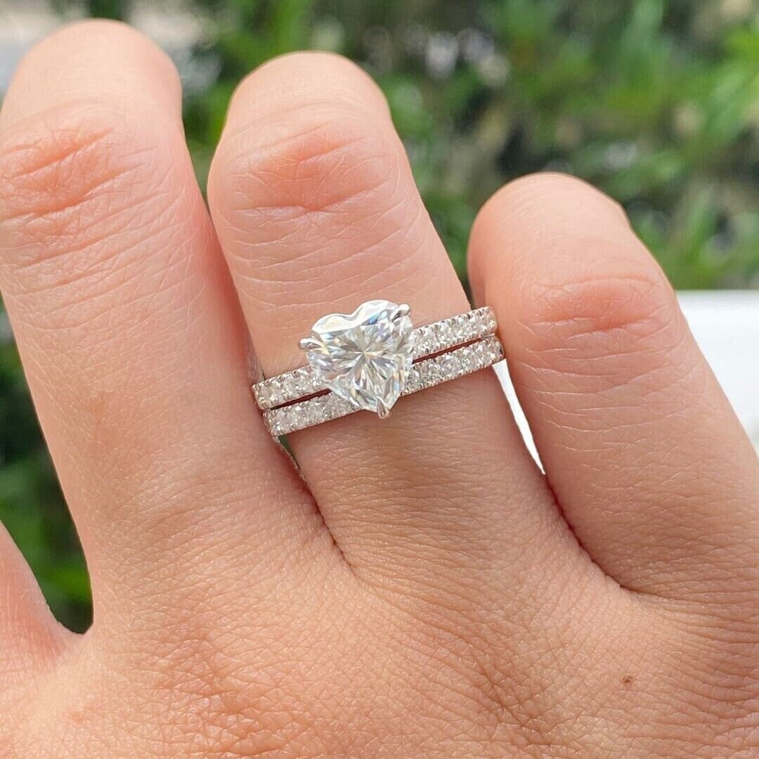 Heart wedding band set deals