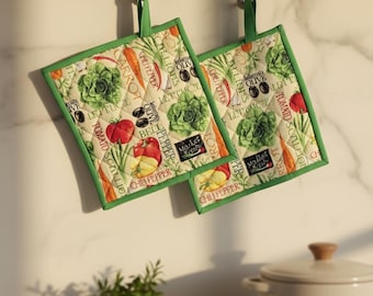 Vegetable Print Quilted Cotton Potholders 8.5x8.5 – Handmade Farmhouse Kitchen Set of 2