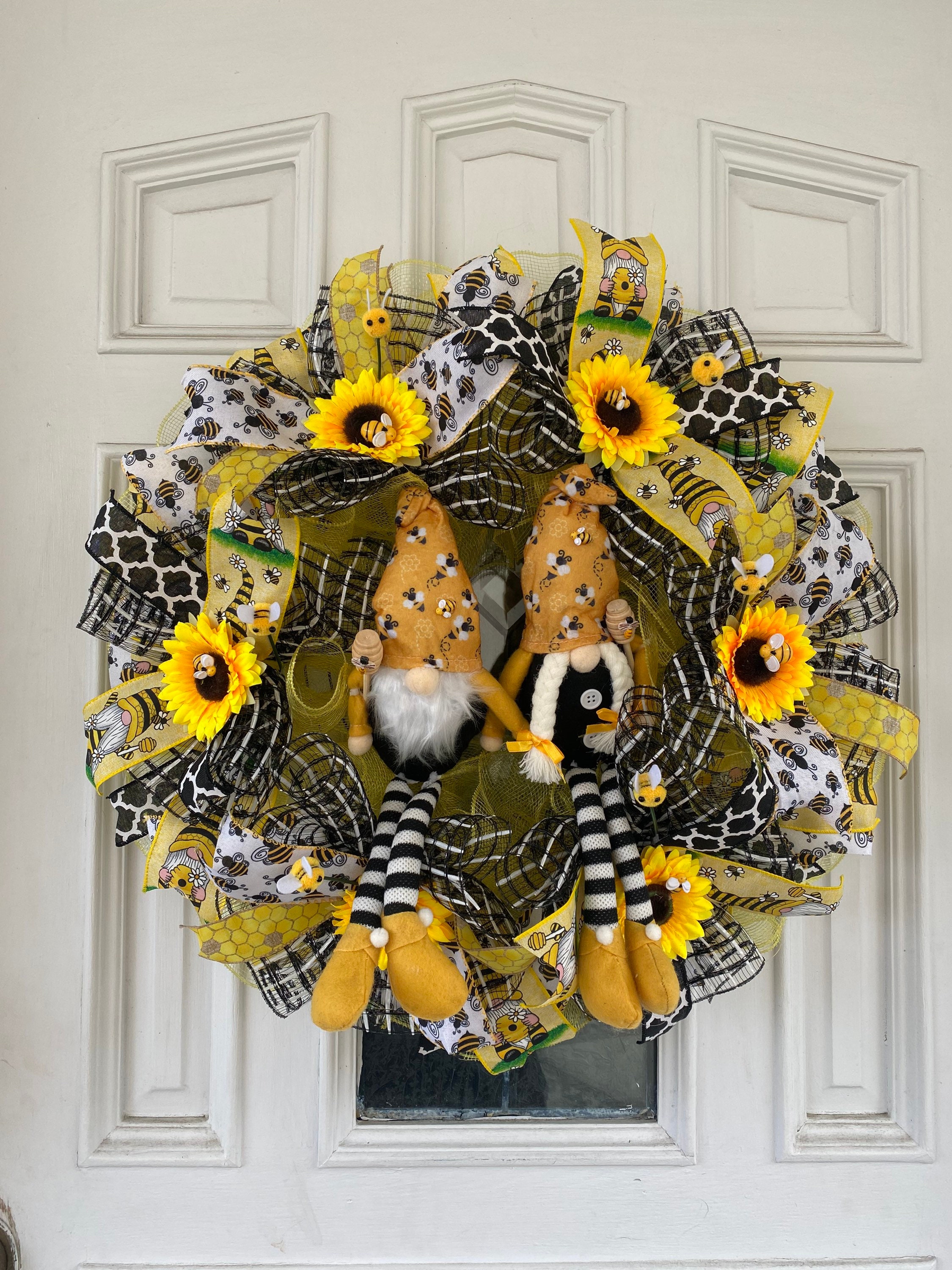 Wreath for Front Door Bee Wreath for Summer Wreath for Her Bee Decorations  for Home Gift for Mom Gift for Her Wall Decor for Home Gift Ideas 