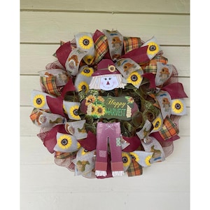 Happy Harvest Scarecrow Wreath – Farmhouse Sunflower Wreath with Plaid Ribbons | Handmade Fall Door Décor | Thanksgiving Harvest Accent