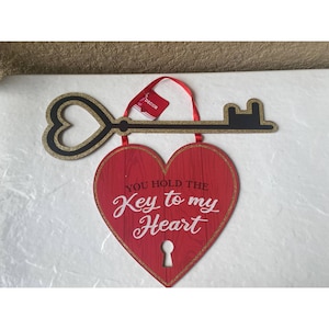 Hanging Wood Heart Sign, You Hold the Key to My Heart” Sign, Valentines Day Sign, Valentine’s Day Wall Decor