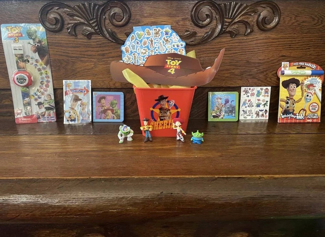 Toy Story 4 Gift Basket Figures Projector Watch Books Magic Ink Art Toy