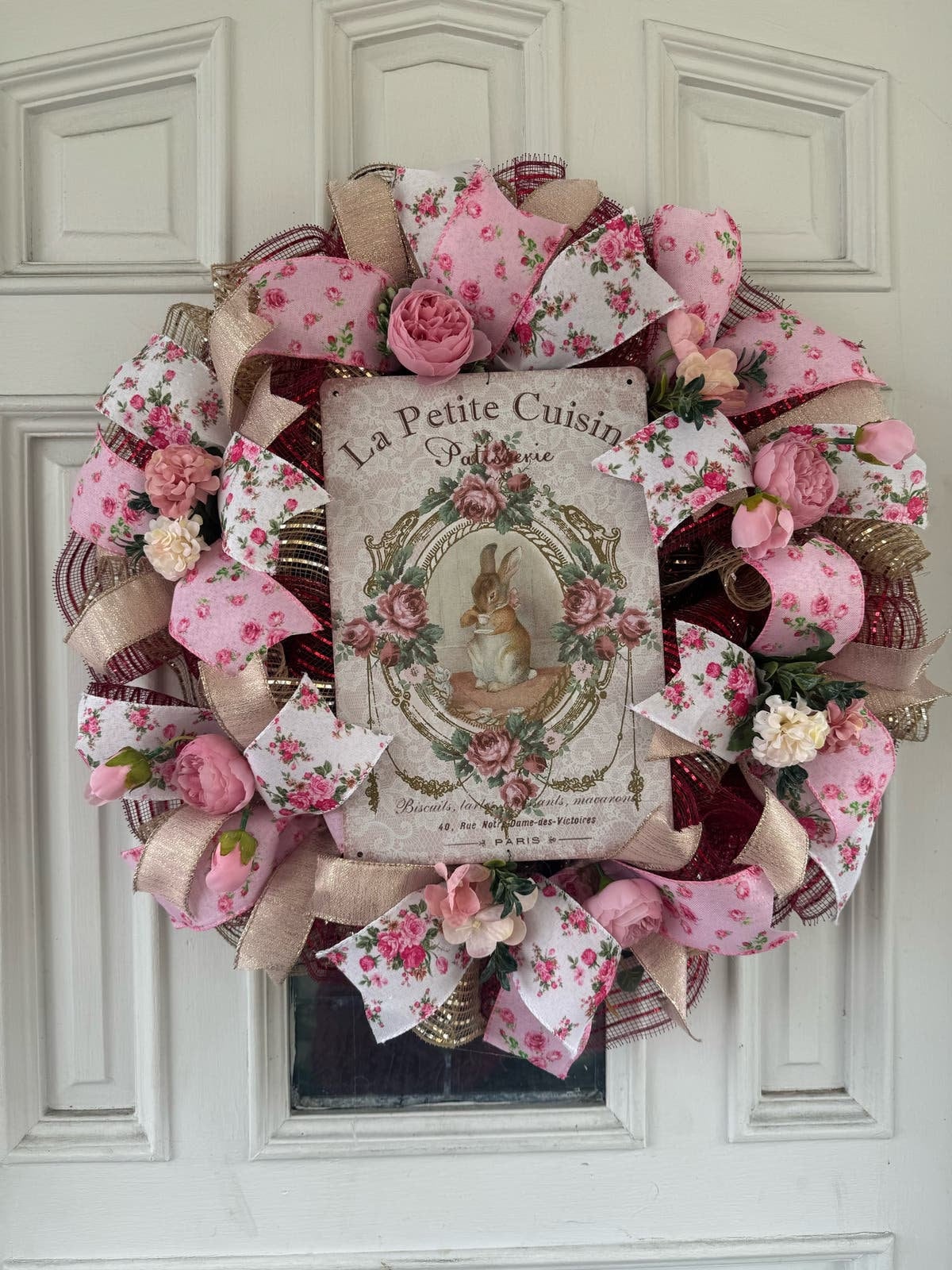 Dora Delton | Piante & DIY | 🌸Ghirlanda coniglietto di Pasqua🐰 Ecco come creare una ghirlanda pasquale a forma di coniglietto!🙌🏻 Per realizzarla basta del filo di