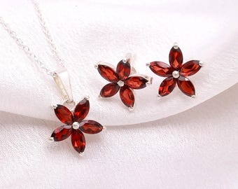Natural Garnet Flower Silver Jewelry Set, Handmade Garnet Earring & Pendant, Luxury Bridesmaid Floral Jewelry Set Gift, January Birthstone