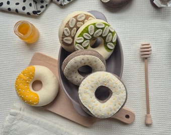 Yummy Felt Donuts – Perfect for Playtime Bakeries! Pretend Play Breakfast Food, Kitchen Food, Play Restaurant, Educational Toy, Montessori