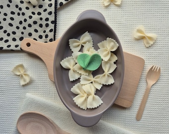 Fun Felt Bow Tie Pasta – Perfect for Playtime Italian Feasts! Felt pasta, felt food, felt dinner set, Montessori toys and food