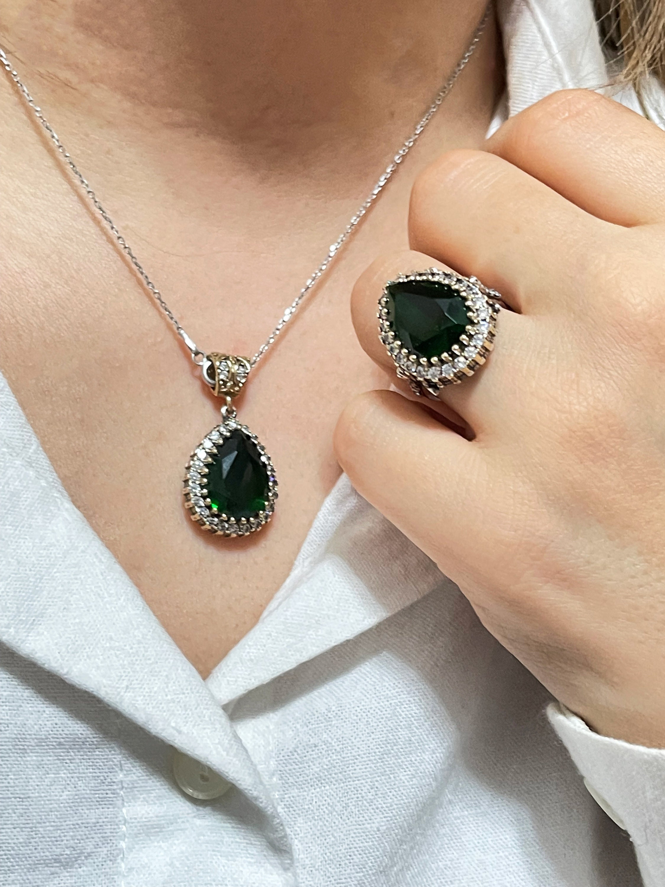 Bague Hurrem Sultan Bague en argent pierre emeraude Bague reine ottomane Bijoux Hurrem Sultan Bijoux turcs faits main Bague en argent sterling 925 Etsy France