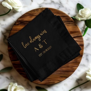 Personalized Wedding Napkins, Custom Initials Napkins, Printed Cocktail Napkins, Elegant Wedding Favors, Monogram Beverage Napkins, Bridal