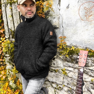 Wolle Herren Strickjacke: Anthrazit Schwarz Skandinavischen Pullover Jacke-strickjacke herren-Handgestrickte Dicke Wolle Pullover mit Rundhalsausschnitt