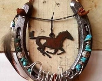 Personalized Gift for Horse Owners – Horse Name Custom Design - Hanging Horseshoe Decor - Amber Shoe Stall Sign