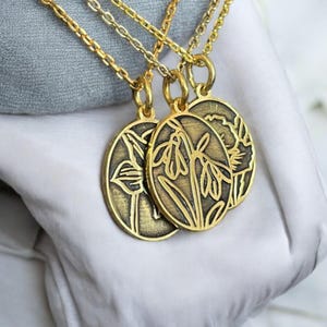 Silver Birth Flower Necklace, Silver 12 Birth Month Flower Pendant, Floral Jewelry, Family Charm, Birthday Chain for Him, Gift for Her