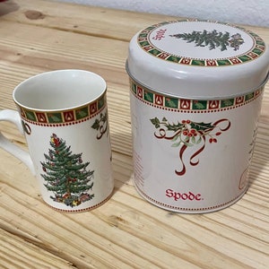 Spode Christmas Tree Sentiment Friends are the Best Present Mug & Tin