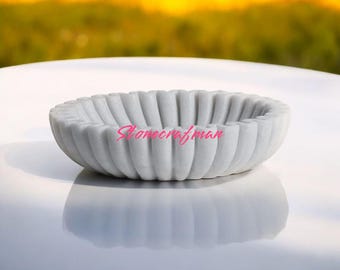 Cuenco de mármol festoneado hecho a mano, 15 cm, decoración con volantes blancos