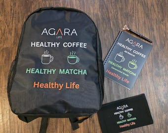 Mochila AGARA a juego con cuaderno de espiral, bolígrafo con joyas y neceser.