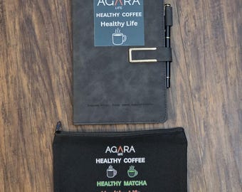 Cuaderno AGARA con bolígrafo y neceser