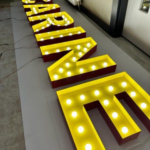 Decoração de letras de letreiro, letra de letreiro, logotipo de led de metal, sinais iluminados de negócios, sinais de letreiro personalizados, luzes de letras de metal rústico
