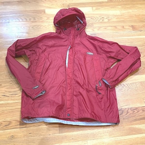 Stearns DryWear Mens XL Sedona Red Waterproof Rain Jacket Hooded Nylon