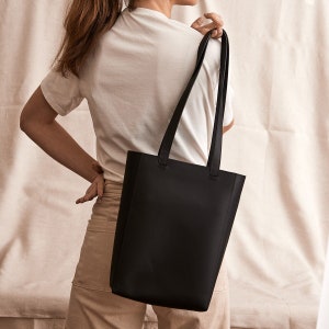 Black Leather Tote Bag - Vegetable Tanned