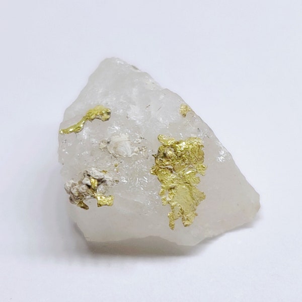 Natural native gold in quartz rough crystal from Oriental Mine, Alleghany District, Sierra County, California, USA.