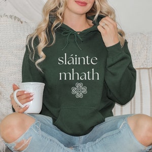 slainte mhath shirt, slainte sweatshirt, slainte shirt, Gaelic Shirt, Slainte Mhath, Slainte T Shirt, Irish Blessing,Irish Clover sweatshirt