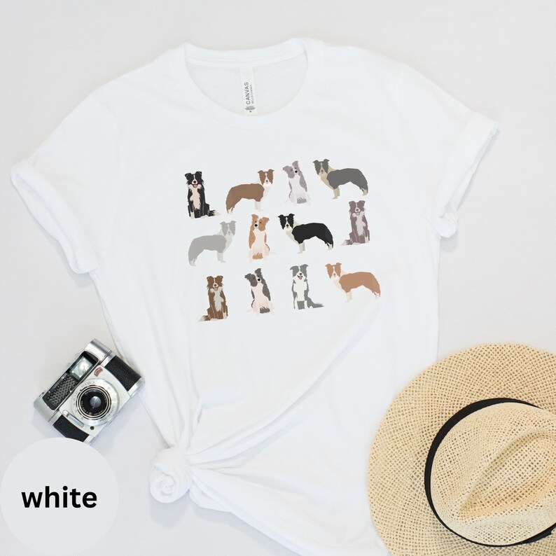 Pode incluir: Camiseta branca com uma estampa gr&aacute;fica de v&aacute;rios border collies em diferentes cores e poses.