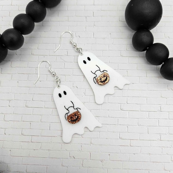 Trick or treat ghost earring files .jpeg, .pdf, .png, .svg, .webp.