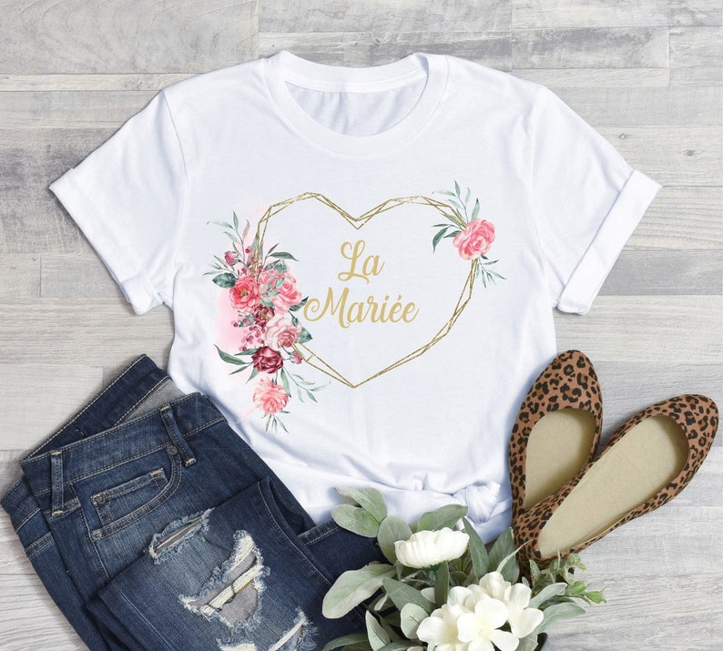 T-Shirt EVJF Personnalisé Blanc pour Femme La Mariée evjfille Mariage Couronne de fleurs végétale image 1