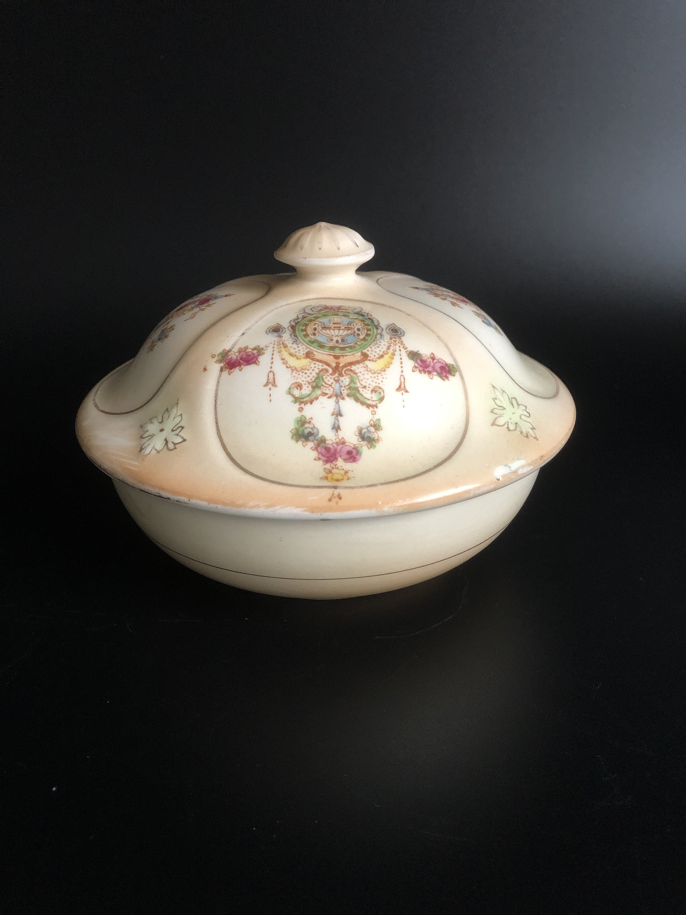 Vintage 1920's Crown Devon Erin Pattern Bon Bon Lidded Dish Stoke on ...