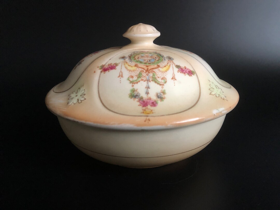 Vintage 1920's Crown Devon Erin Pattern Bon Bon Lidded Dish Stoke on ...