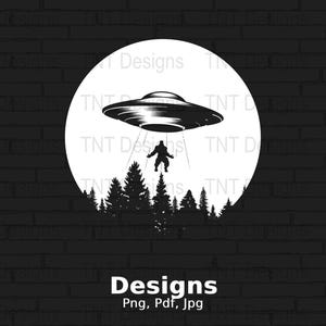 Puede incluir: Ilustración en blanco y negro de un OVNI con una figura colgando de él. El OVNI está sobre un bosque y el fondo es una pared de ladrillo negro.