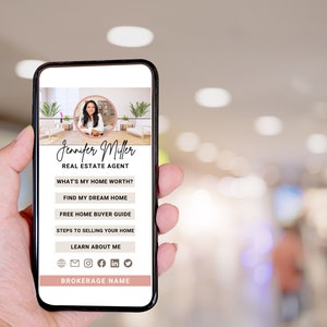 Puede incluir: La pantalla de un tel&eacute;fono m&oacute;vil que muestra la informaci&oacute;n de contacto de un agente inmobiliario. La pantalla muestra una foto de Jennifer Miller, su nombre, el t&iacute;tulo "Agente inmobiliario" y una lista de servicios ofrecidos, que incluyen "&iquest;Cu&aacute;nto vale mi casa?", "Encuentra tu casa de ensue&ntilde;o", "Gu&iacute;a gratuita para compradores de vivienda" y "Pasos para vender tu casa". La pantalla tambi&eacute;n incluye iconos de redes sociales y el texto "BROKERAGE NAME".