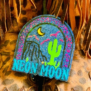 Neon Mond Freshie