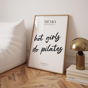 Pilates Poster • Hot Girls Do Pilates Wand Kunst Druck, Wellness FitnessReformer Studio Deko Home Gym Ästhetische Motivation A1 A2 A3 A4 A5