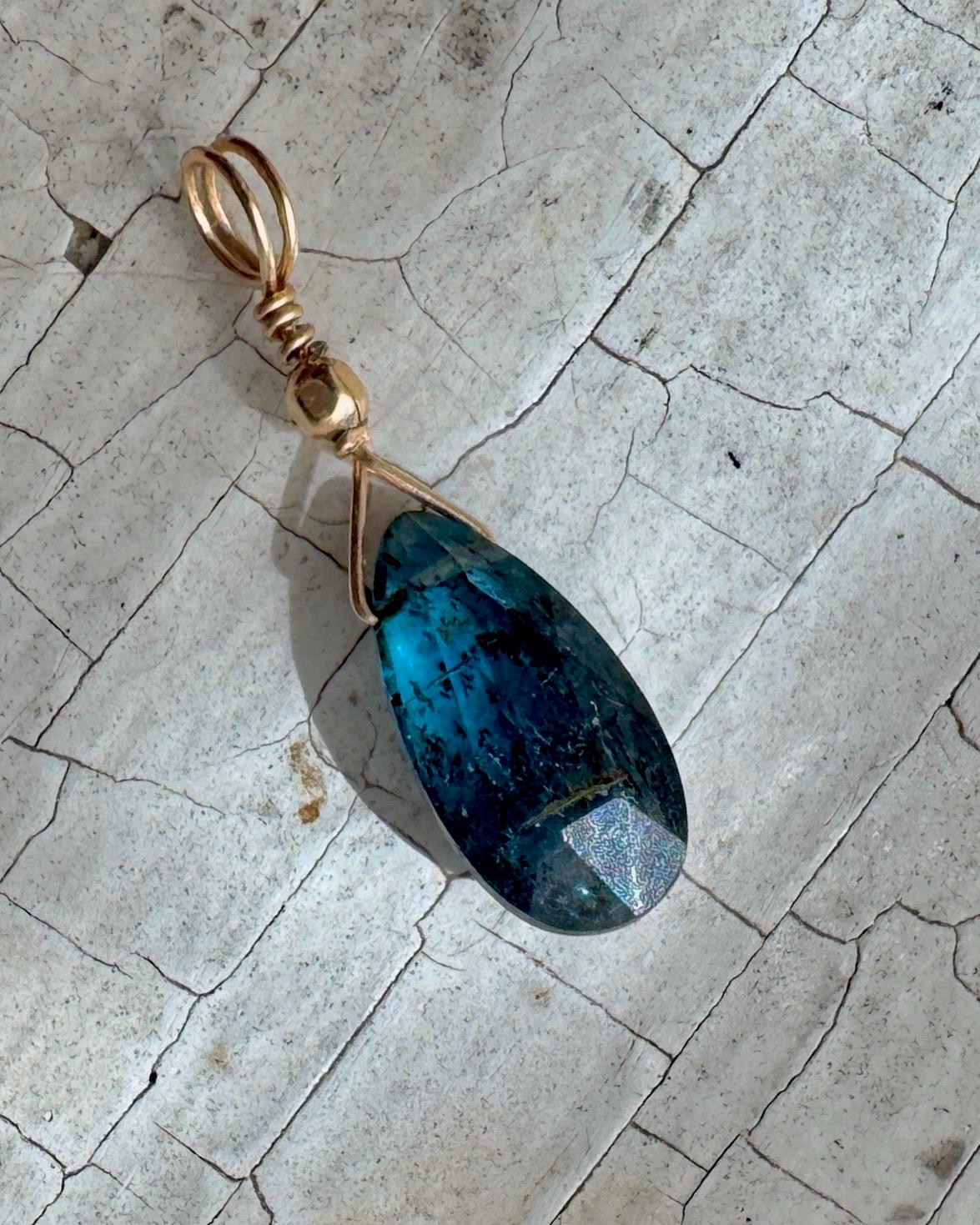 Large Kyanite - Etsy Canada