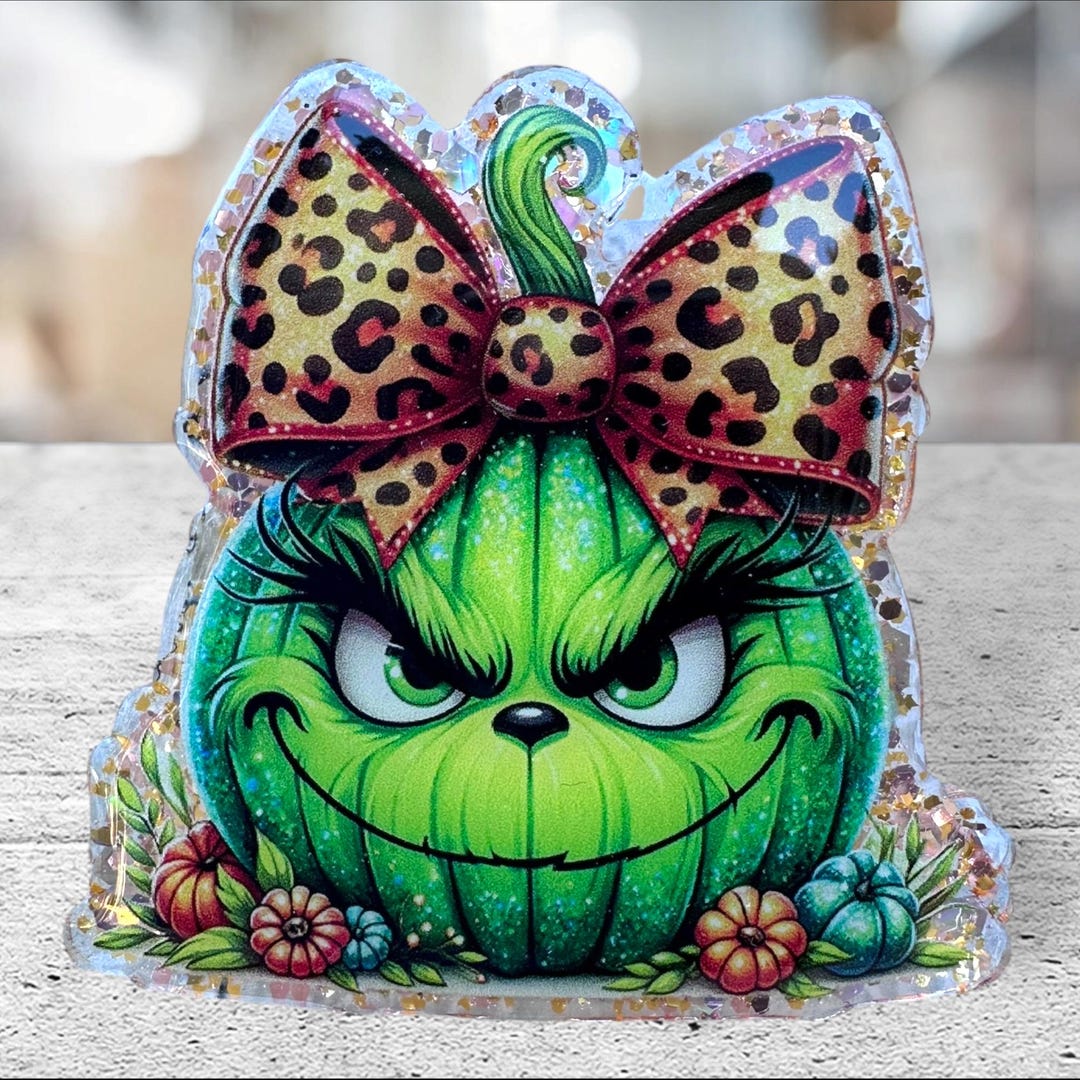 Grinch Pumpkin Badge Reel: Leopard Bow, Interchangeable Fall ID Reel - Etsy