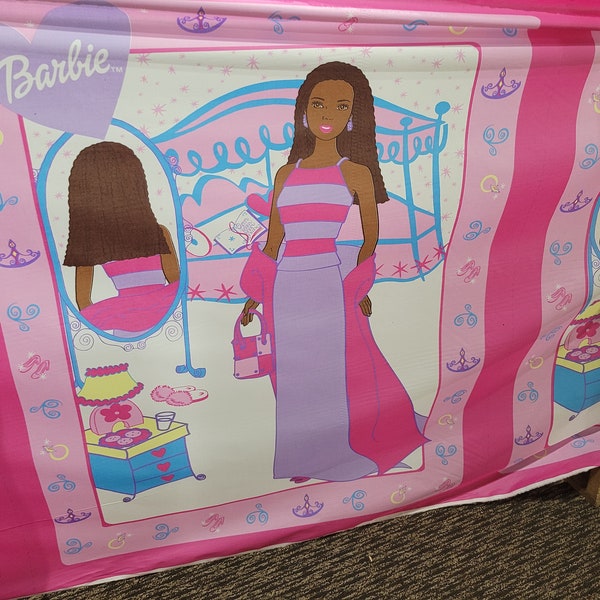 Magnifique tissu Mattel Barbie en coton pré-rétréci, grand imprimé afro-américain, 1 cadre par mètre pour oreillers, courtepointes, artisanat léger.