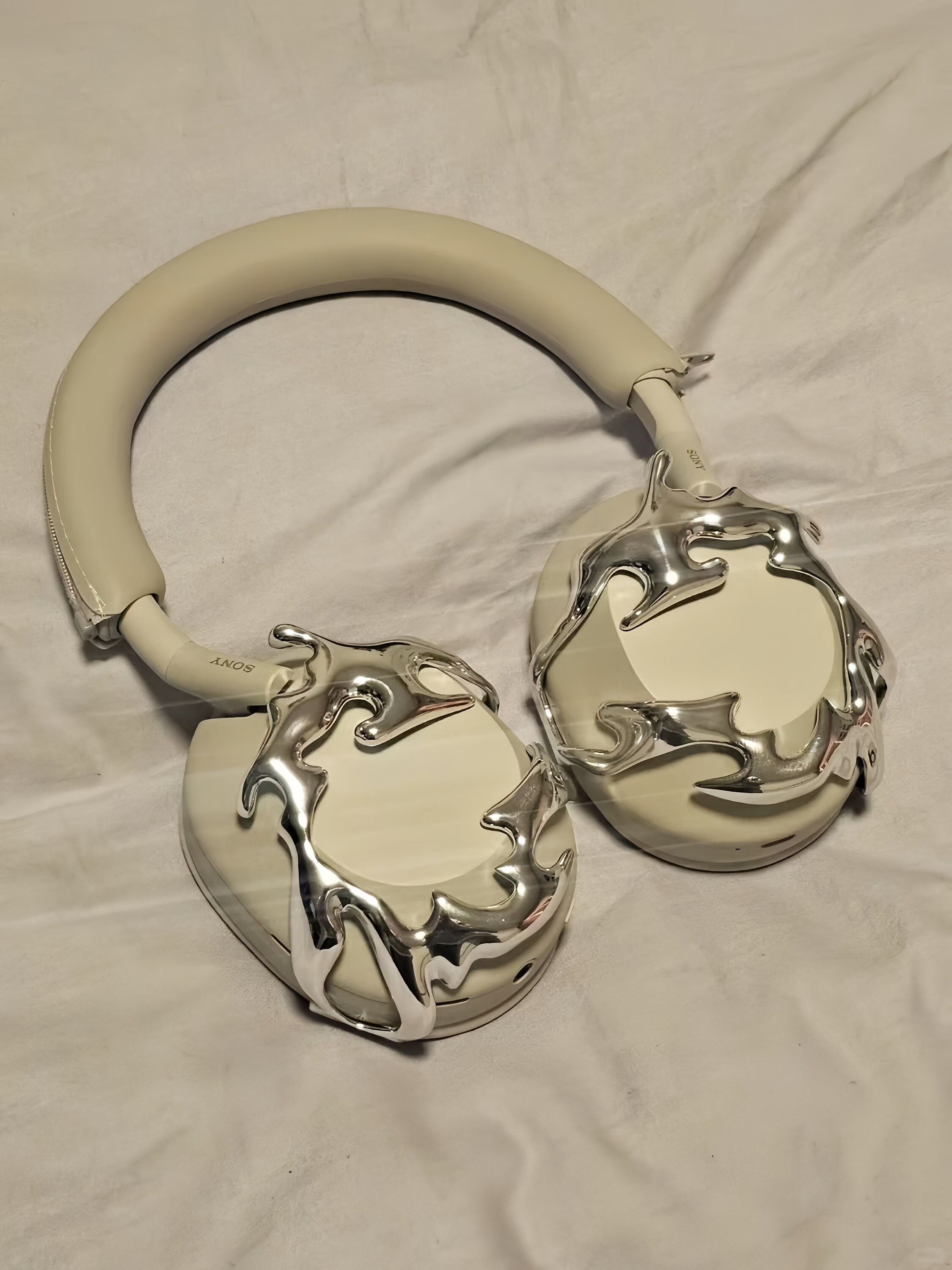 Sony XM5 Attachment, Bright Silver Sony Attachment, 3D Printed