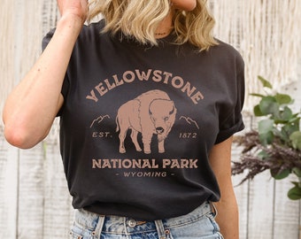 Yellowstone National Park Graphic Tee | Vintage Inspired Bison Design