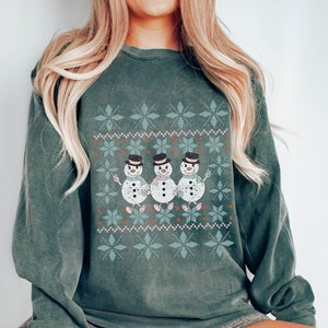 Ugly Christmas Sweater, Cowgirl Christmas Sweater, Frosty the Snowman Ugly Christmas Sweater Women, Comfort Colors Sweatshirt, Xmas Gift