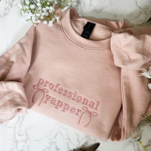 Professional Yapper Embroidered Sweatshirt, Funny Gifts for Her, Girly Shirt, Girly Gifts Pink, Funny y2k meme shirt, Coquette Sweatshirt