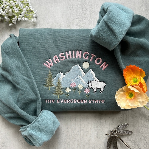 Sweat-shirt brodé État de Washington, parc national Rainier, sweat-shirt Seattle, sweat-shirt camping Granola Girl, souvenir de Seattle