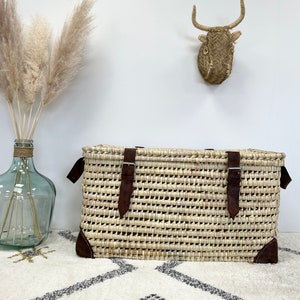 Leather trunk, storage trunk, storage chest, natural fiber trunk