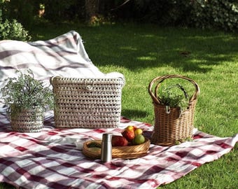 Customizable picnic basket