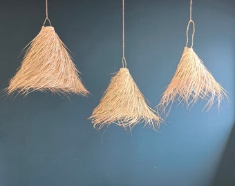 Lámparas colgantes gama Agadir formas cónicas, lámpara de mimbre, iluminación de hoja de palma, fibra natural