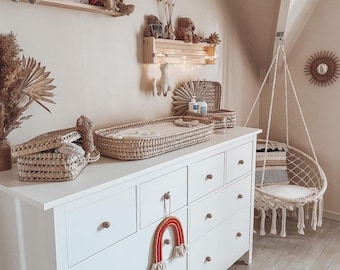 Baby changing bed made of palm leaves - baby basket