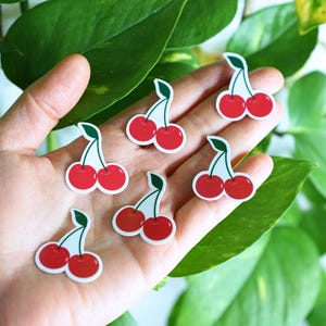 Lot de 6 mini-autocollants cerises mignons, autocollants imperméables pour Kindle ou pour carnet de notes, autocollants pour petites coques de téléphone, autocollants pour mini bouteilles d'eau de fruits